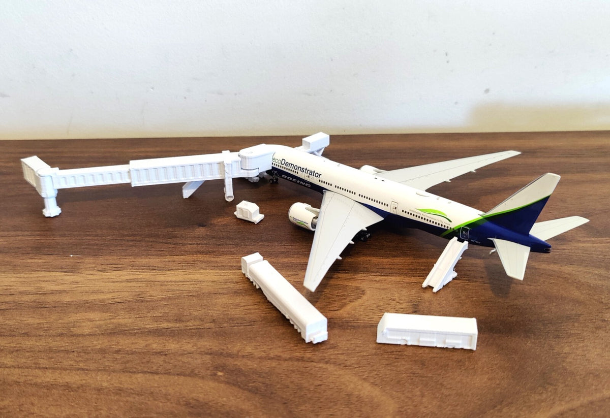 3 Extendable Widebody Air Jet Bridge Gate Grey/White 1:400 Scale Airport Diorama