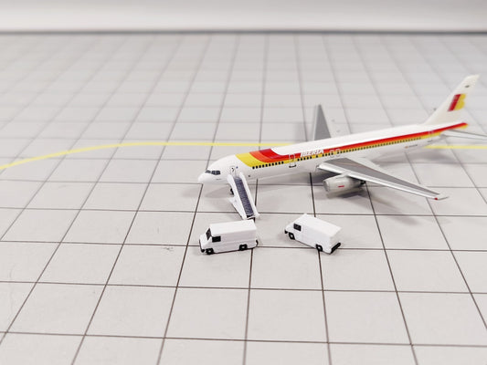 10x Courier Delivery Step Vans US Style Airport GSE Vehicles 1:500 Scale
