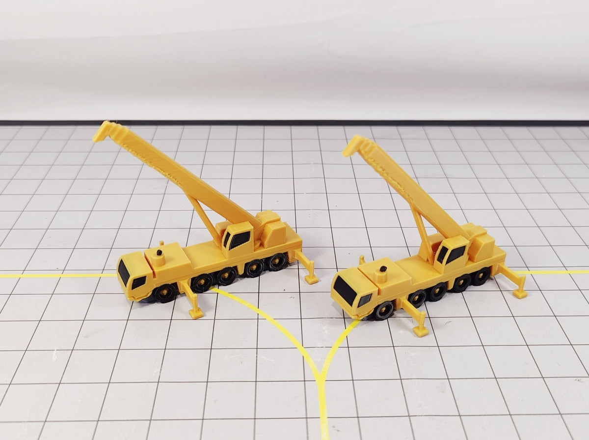 2x Crane Truck Airport Construction Site GSE Vehicle Scenery Models 1:200 Scale