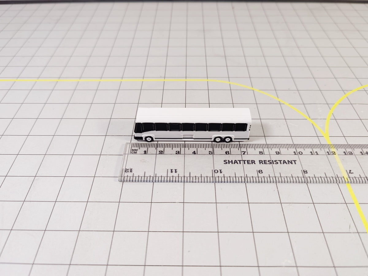 4x Greyhound Bus/Coach US style Airport GSE Vehicle Models 1:200 Scale Diorama
