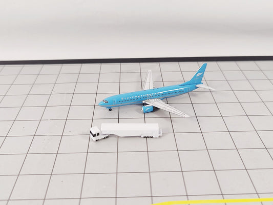 6x White Fuel Tanker/Bowser Trucks (Rotating) Airport GSE Vehicles 1:500 Scale