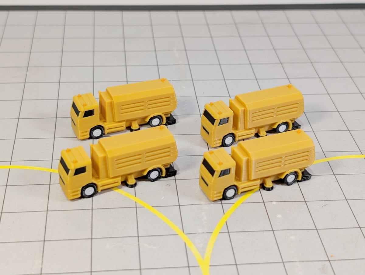 4x Airport Sweeper GSE Trucks Airport Vehicles 1:200 Scale Diorama