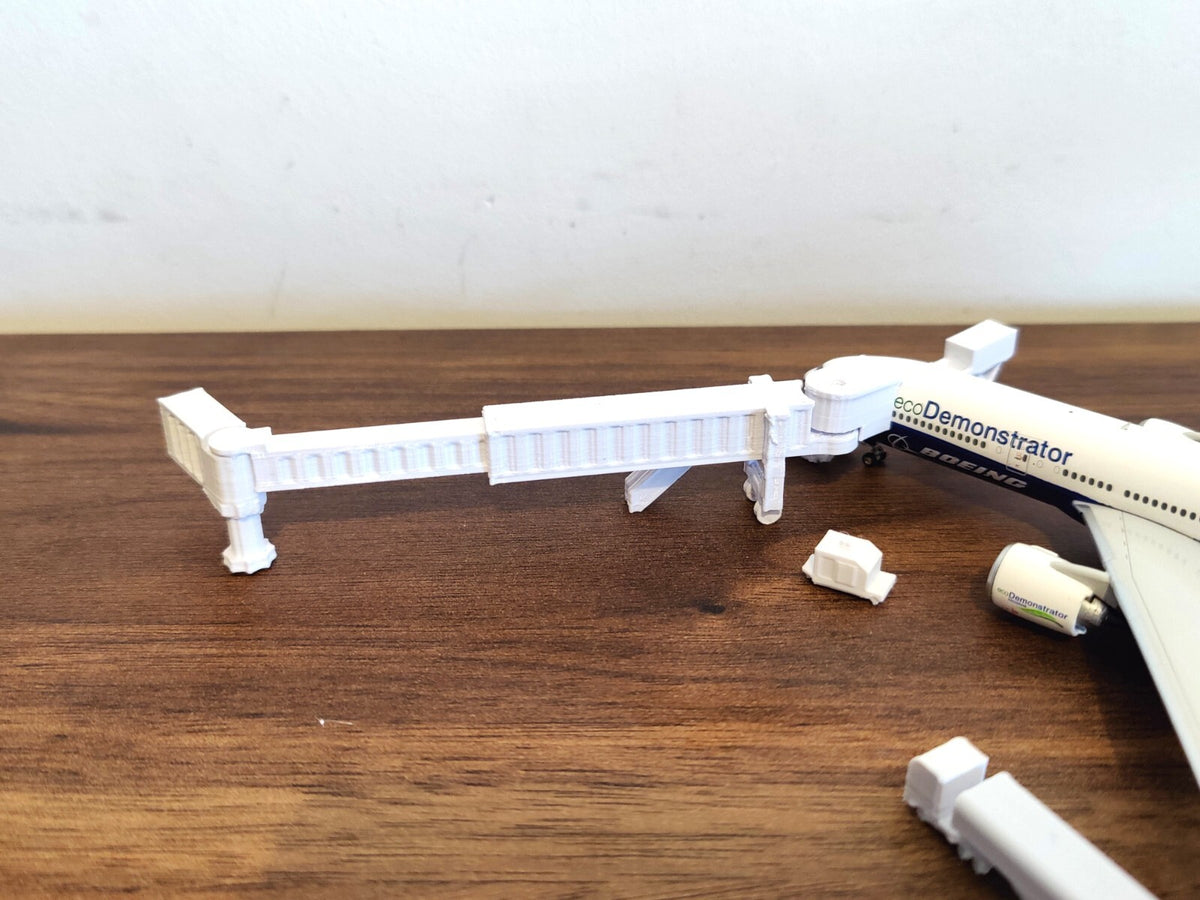 3 Extendable Widebody Air Jet Bridge Gate Grey/White 1:400 Scale Airport Diorama