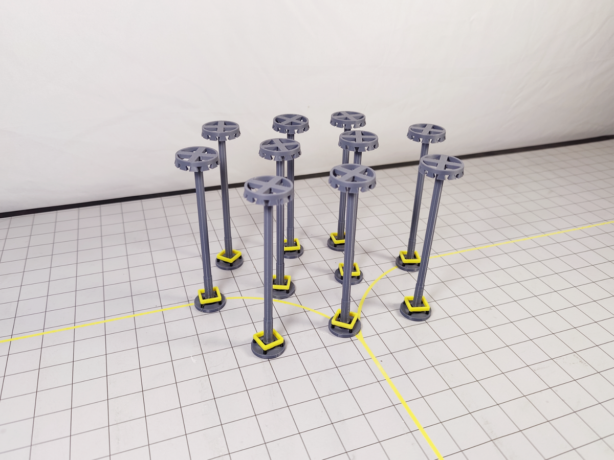 10x Airport Floodlights + Barriers Aircraft Building Models 1:200 Scale Diorama