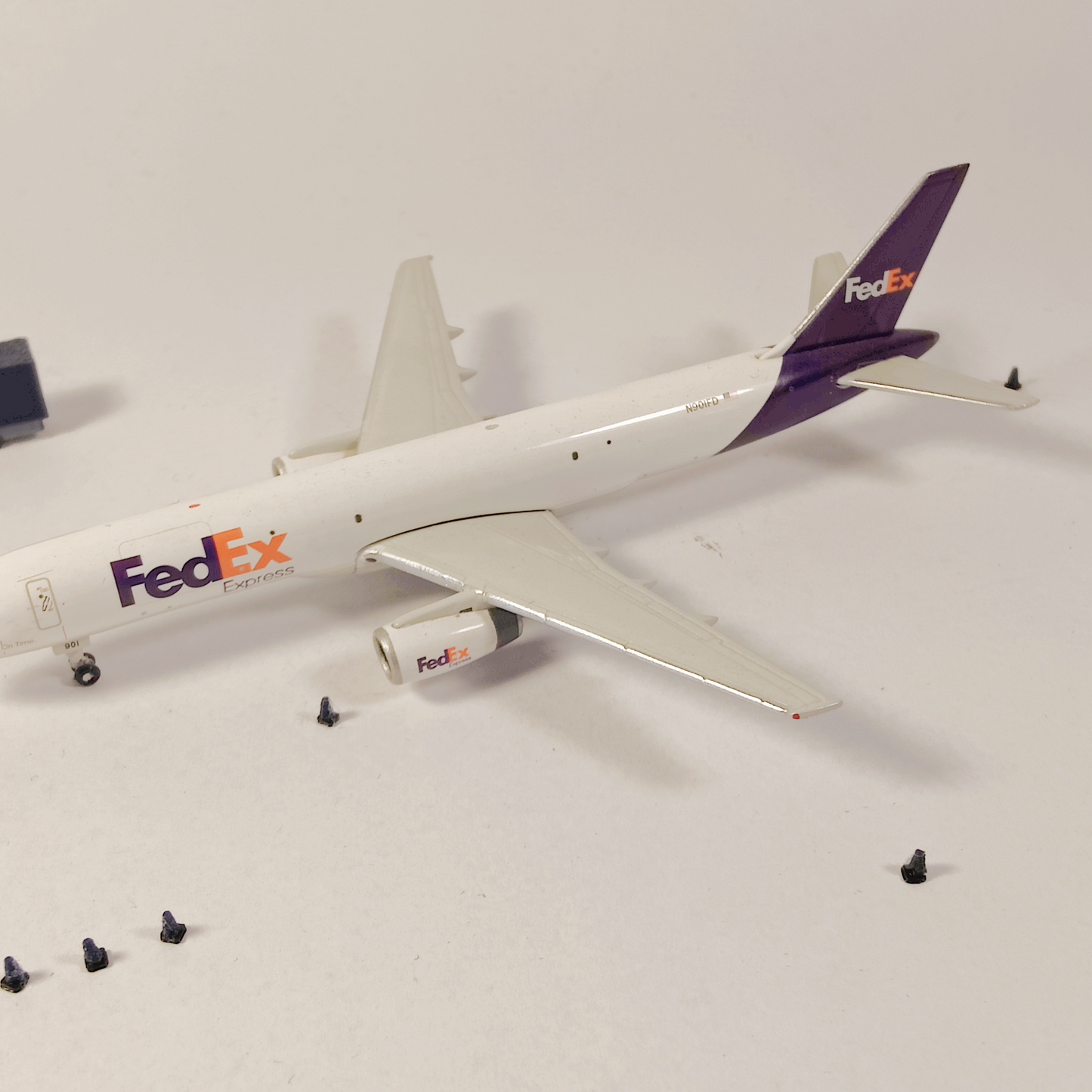 40x Blue Airport Traffic Cones Aircraft GSE Vehicle Model 1:400 Scale Diorama