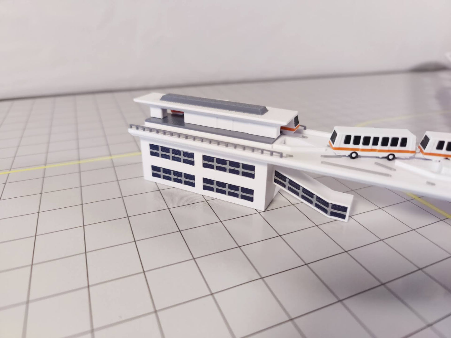 Airport APM Automated People Mover Sky Train Model 1:400 Scale Airport Diorama