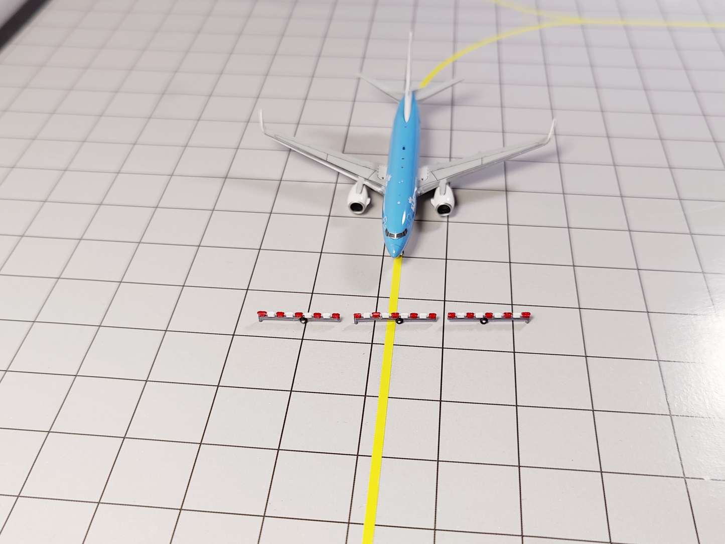 10x Wheeled Airport Road/Taxiway Barriers Aircraft GSE Models 1:400 Diorama