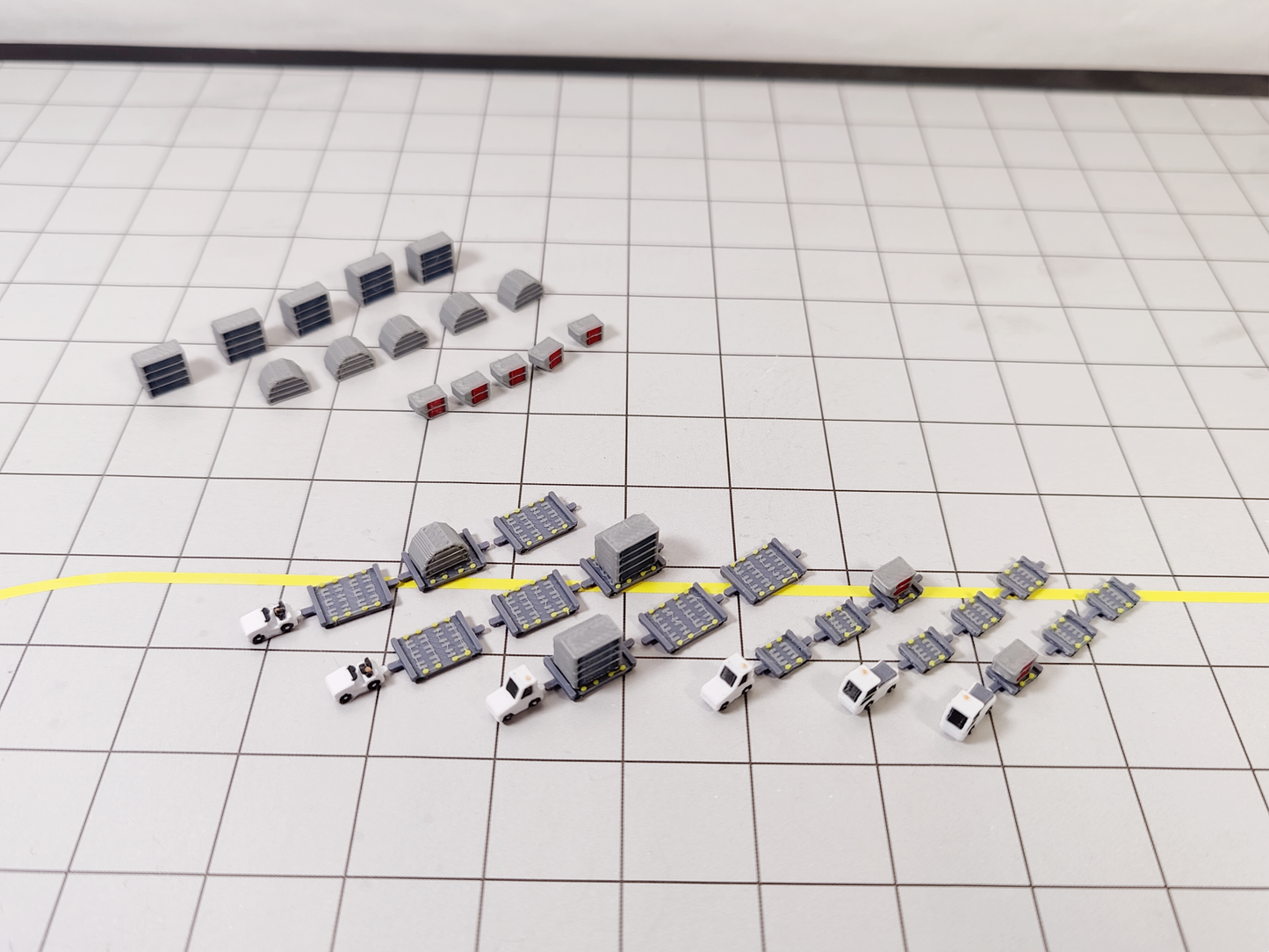 6x White TUG & DOLLY ULD CARGO TRAILERS Airport GSE Vehicle Models 1:400 Scale