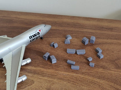 16x Set of ULD Aircraft Containers Grey/Black/White 1:400 Scale Airport Diorama