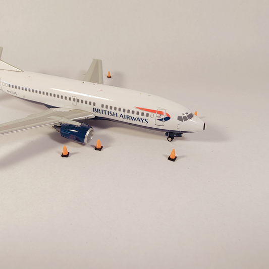 100x Airport Traffic Cones Scenery GSE Models 1:200 Scale Diorama