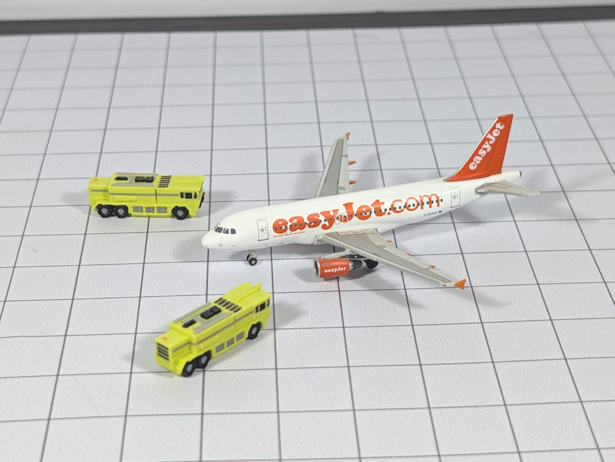Airport Fire Truck (x8) US Style GSE Vehicles 1:400 Scale Aircraft Scenery