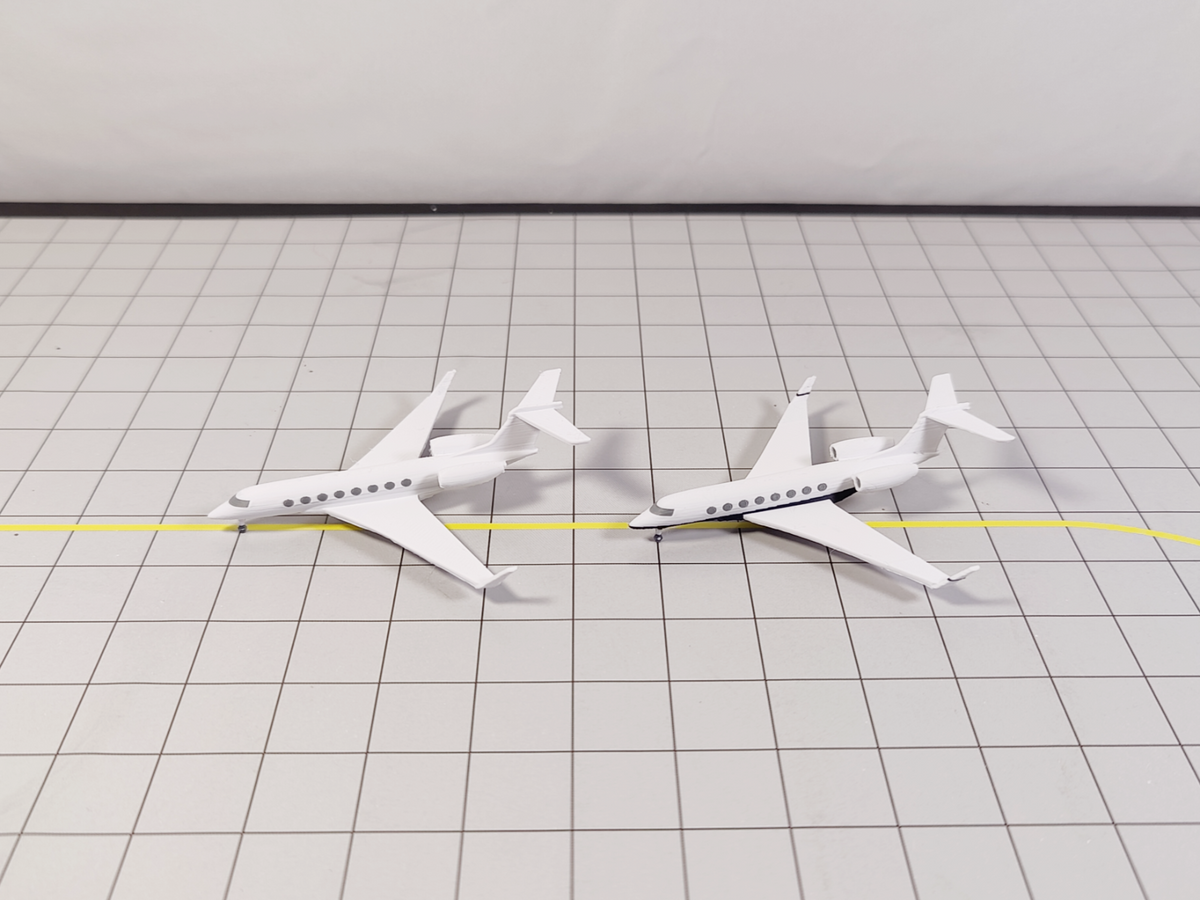 2x Gulfstream G650 Business Private Jet Models Painted Liveries 1:400 Scale