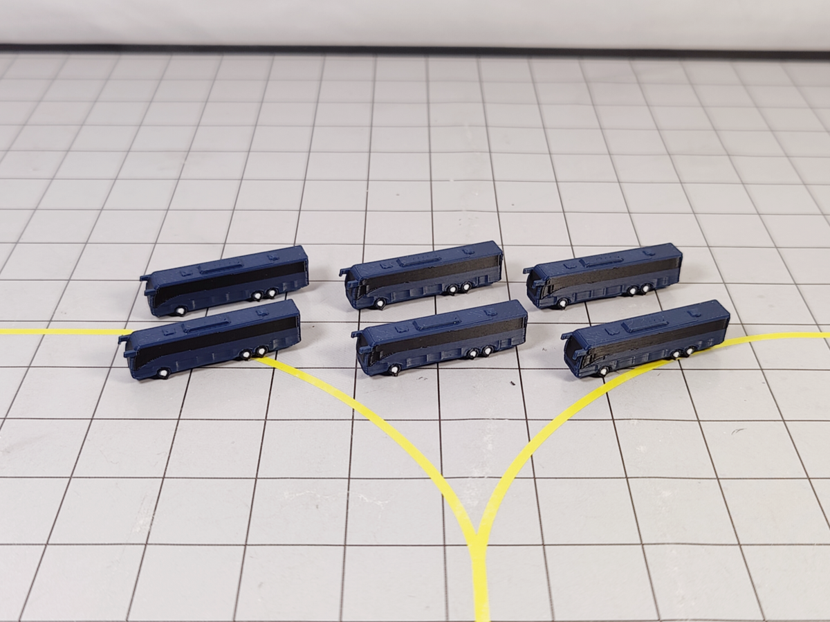 6x Twin Axle Coach/Buses Aircraft Airport GSE Set Models 1:400 Diorama - Blue