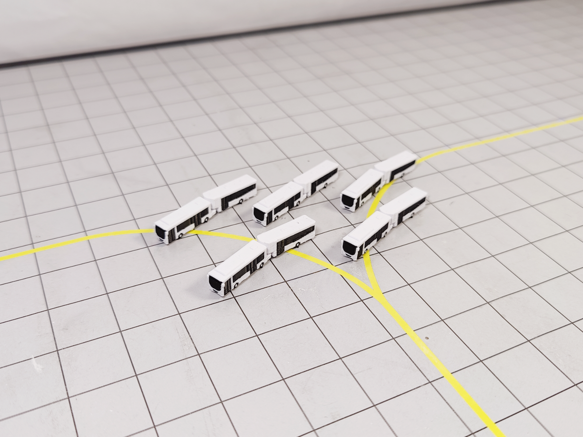 5x Airport Car Park Articulated Bendy Buses GSE 1:400 Scale Vehicle Models