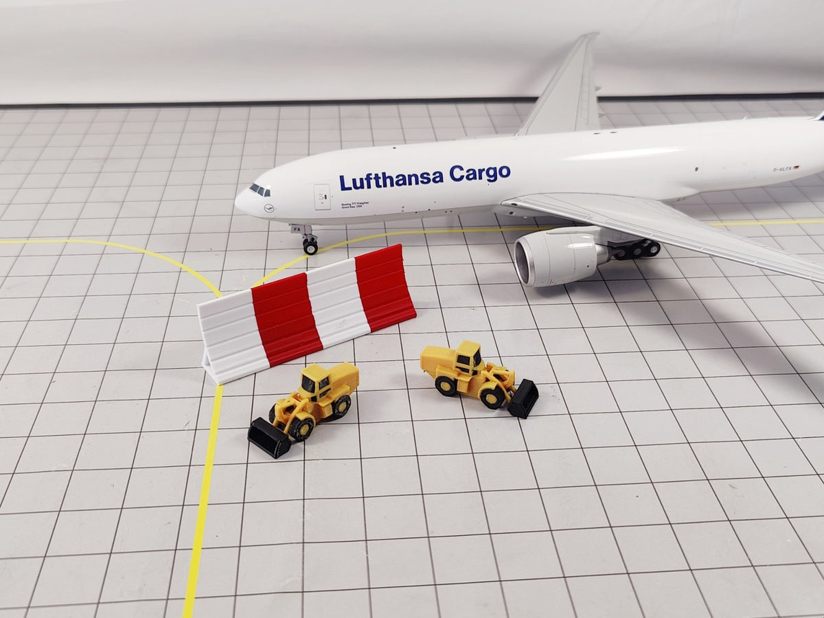4x Front Loader Diggers Airport Construction Site GSE Scenery Models 1:200 Scale