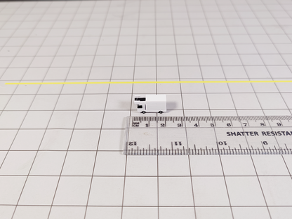 8x White Catering Trucks (Low Position) GSE Vehicle Models 1:400 Scale Diorama