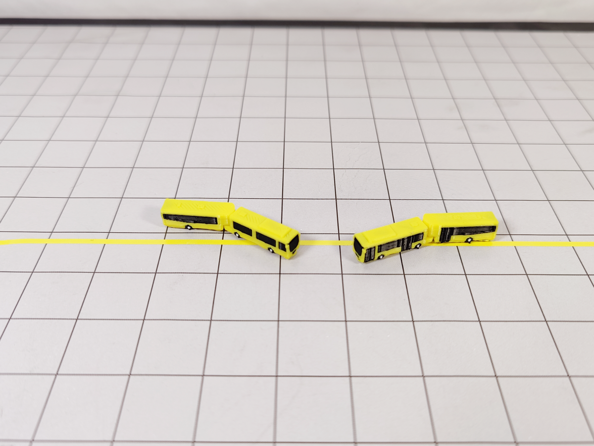 5x Airport Car Park Articulated Bendy Buses GSE 1:400 Scale Vehicle Models