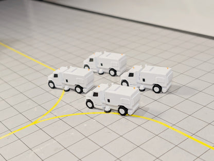 4x Airport Sweeper GSE Trucks Airport Vehicles 1:200 Scale Diorama