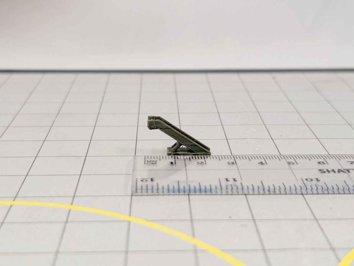10x Widebody Aircraft Stairs Airport GSE Vehicles 1:400 Scale Diorama