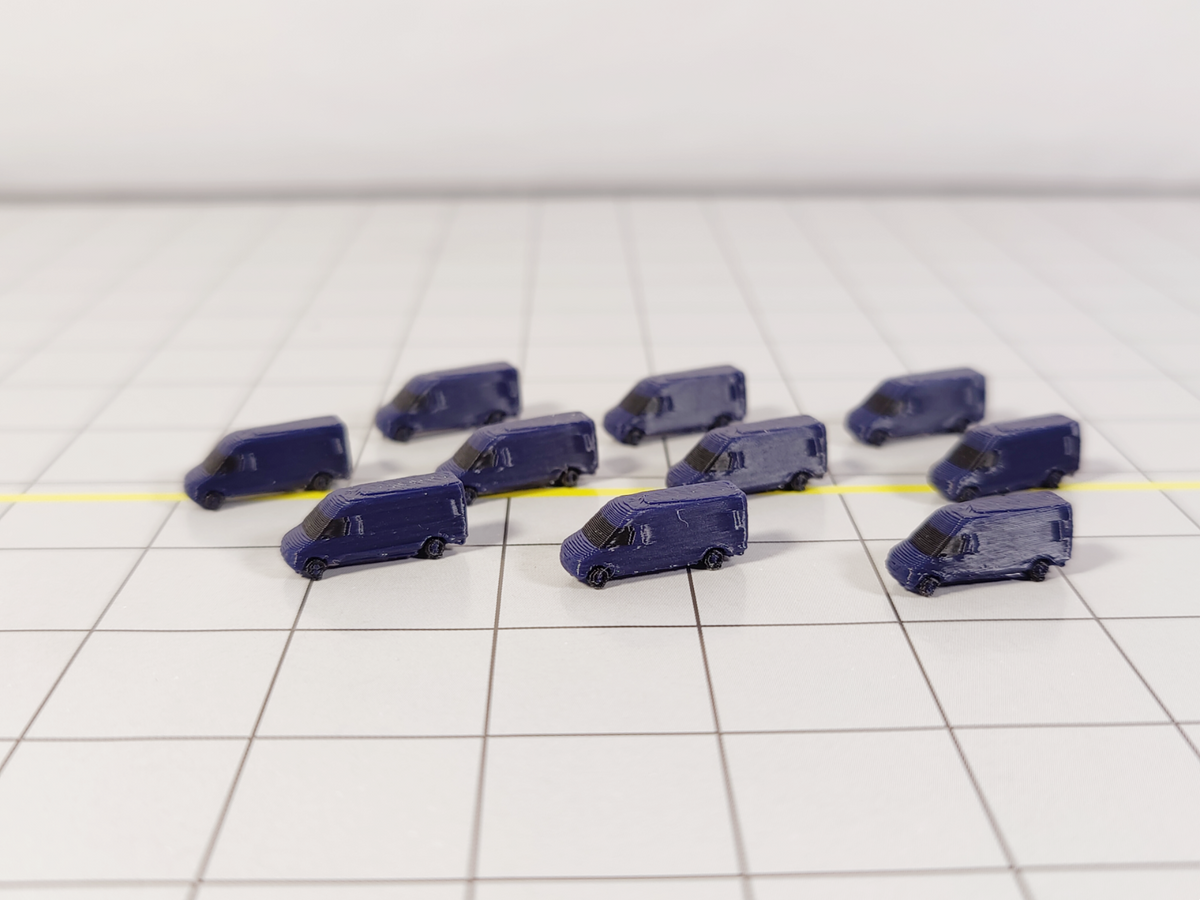 10x Courier Sprinter Vans Cargo Airport Aircraft Vehicles 1:400 Scale