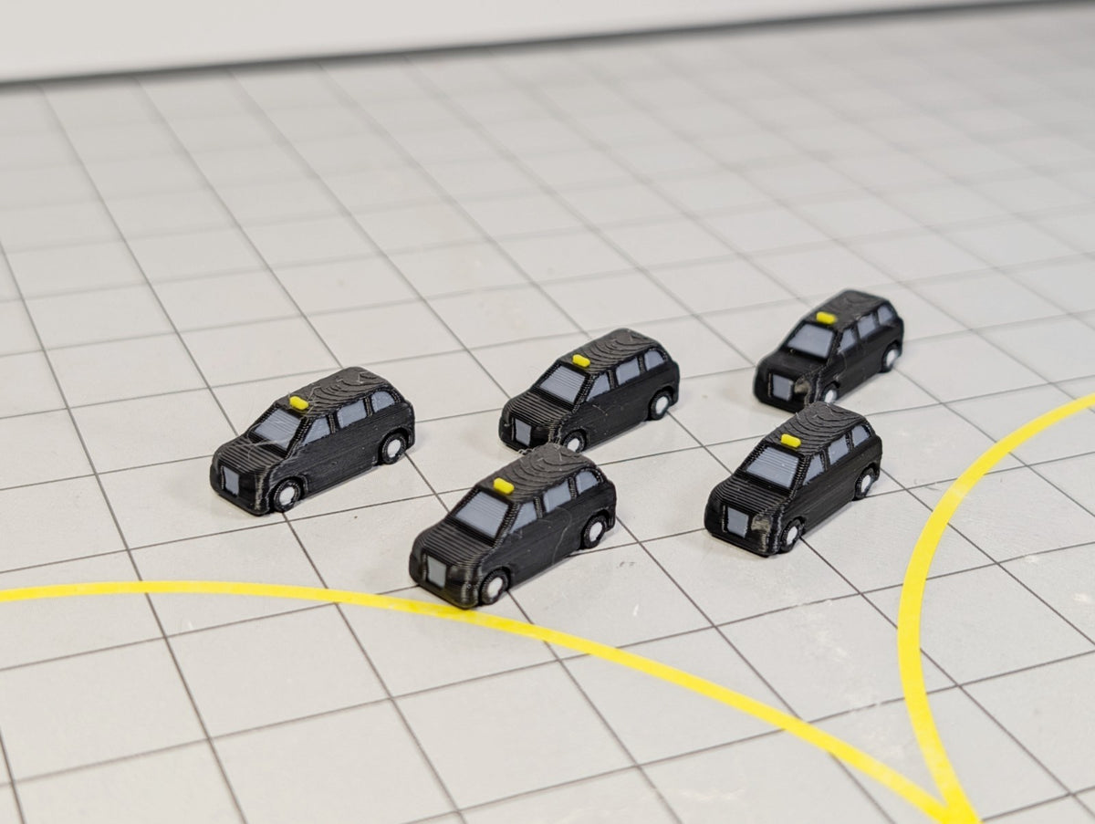 5x London Taxi Black Cabs GSE Airport Car Vehicles 1:200 Scale Scenery