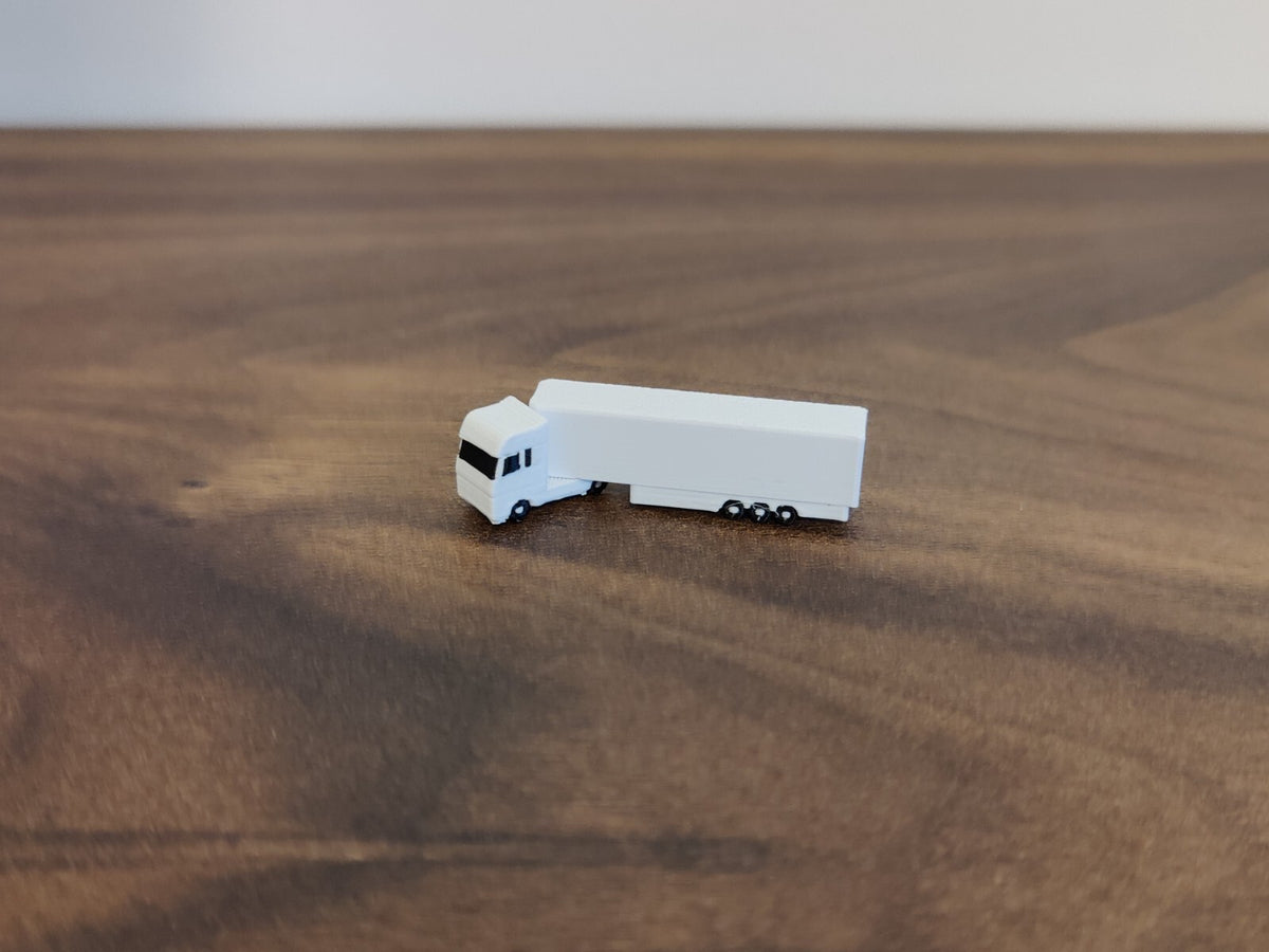 6x Articulated Truck/Lorry Airport GSE Vehicles 1:400 Scale Fully Rotating