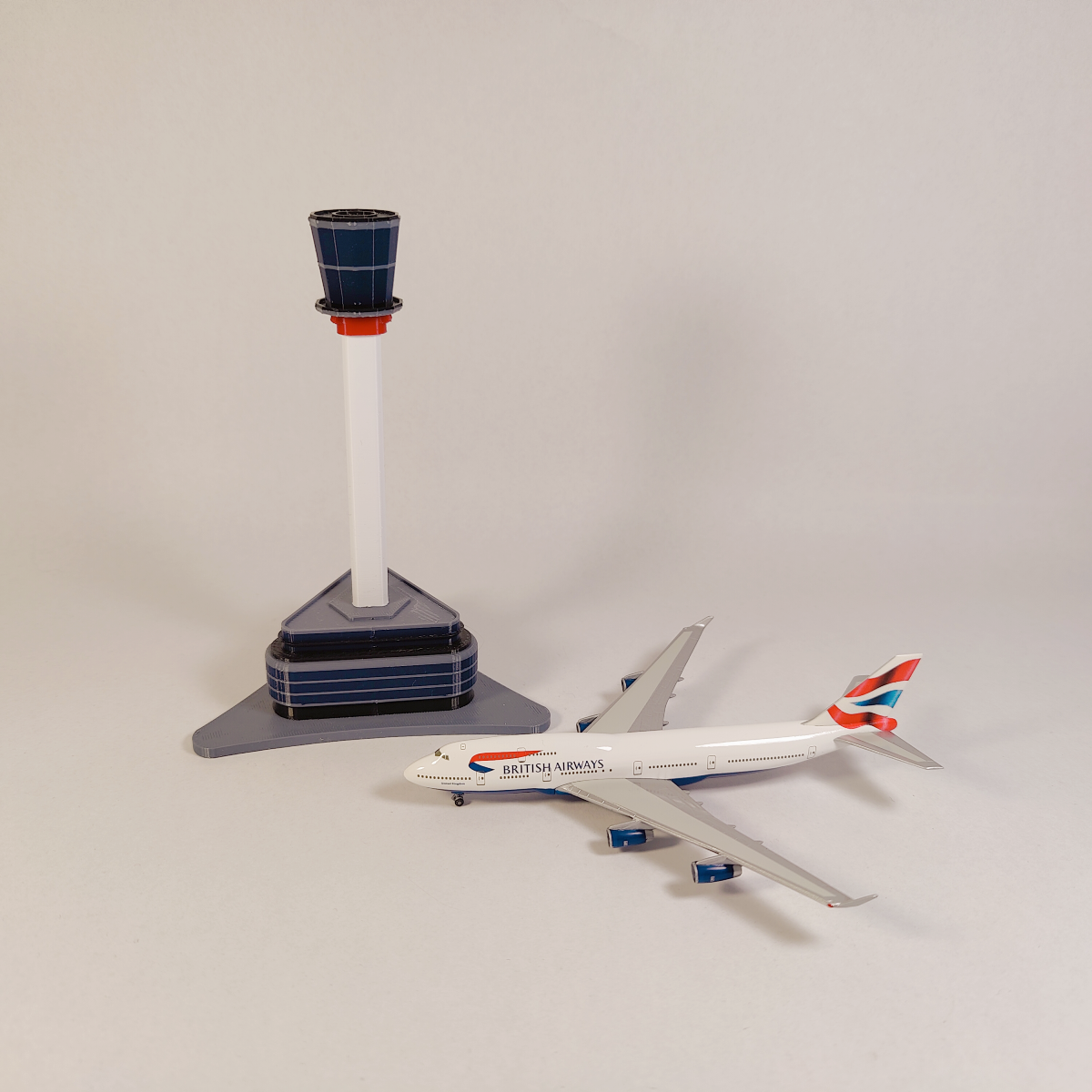 Heathrow Airport ATC Air Traffic Control Tower Diorama Model 1:500 Scale Custom