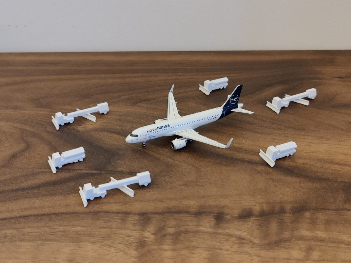 6x Aircraft Snow Plough/Gritter Trucks GSE Vehicles Models 1:400 Scale Diorama (Blank)