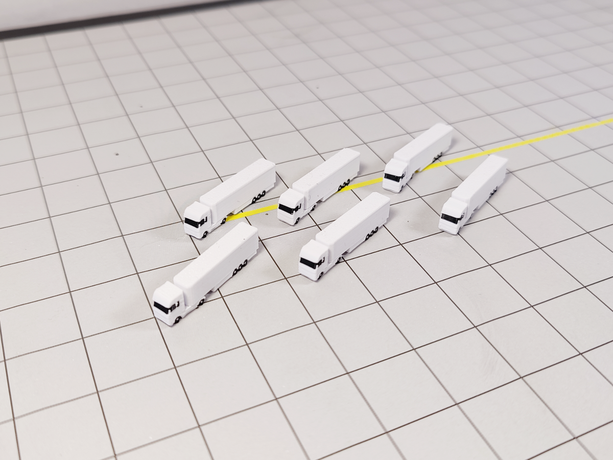6x White Articulated Truck/Lorry Airport GSE Vehicle Models 1:500 Scale Rotating