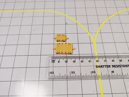 4x DHL Yellow Tug & Dolly ULD Cargo Trailers Airport GSE Models 1:200 Scale