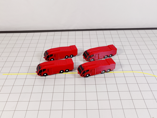 4x Airport Panther Fire Trucks Aircraft GSE Equipment 1:200 Scale Diorama