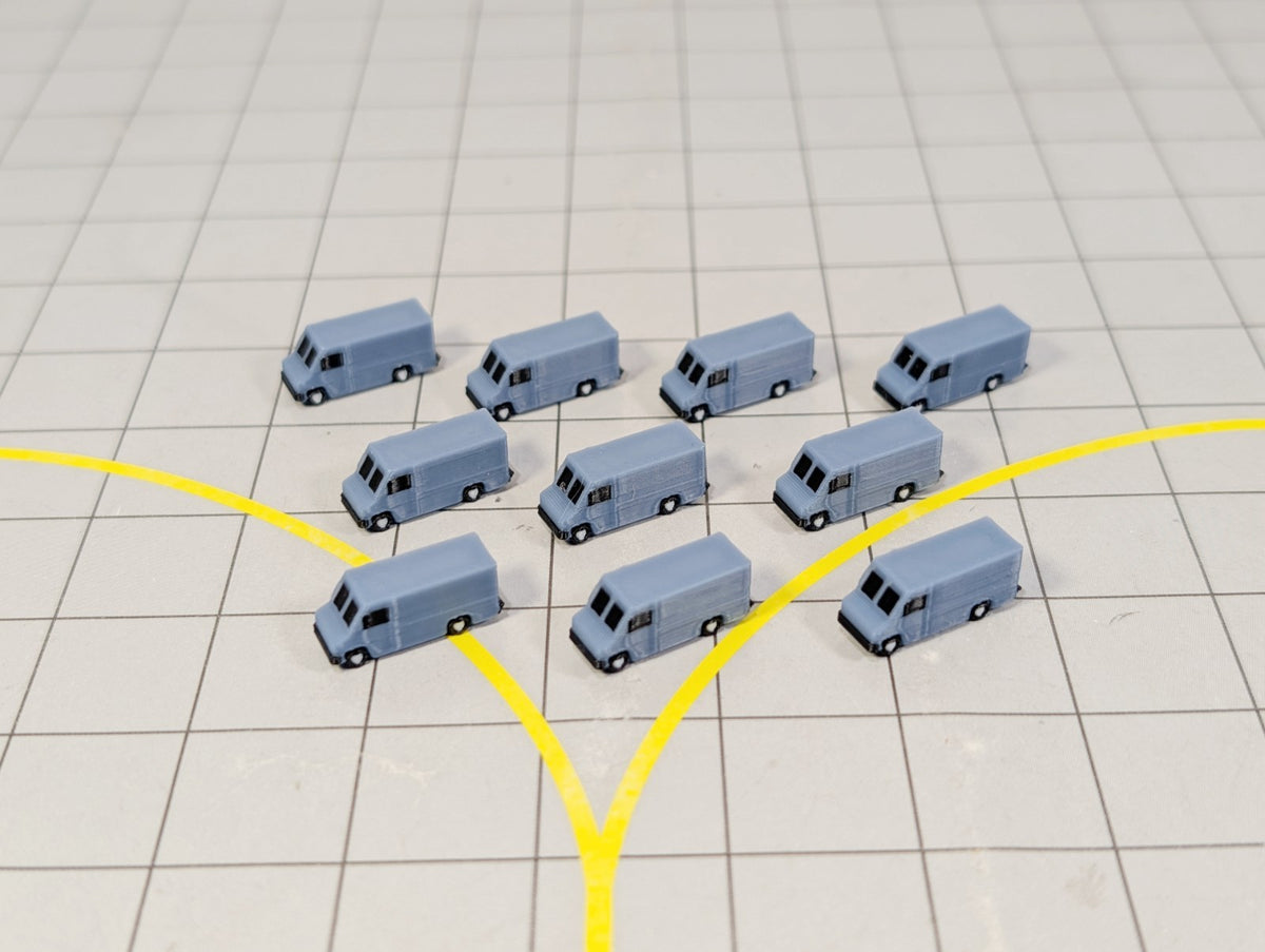 10x Courier Delivery Step Vans US Style Airport GSE Vehicles 1:400 Scale