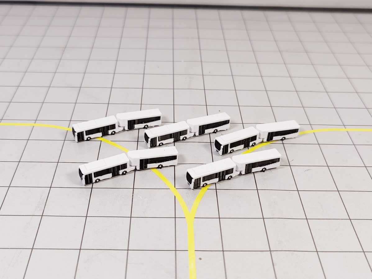 5x Airport Car Park Articulated Bendy Buses GSE 1:400 Scale Vehicle Models