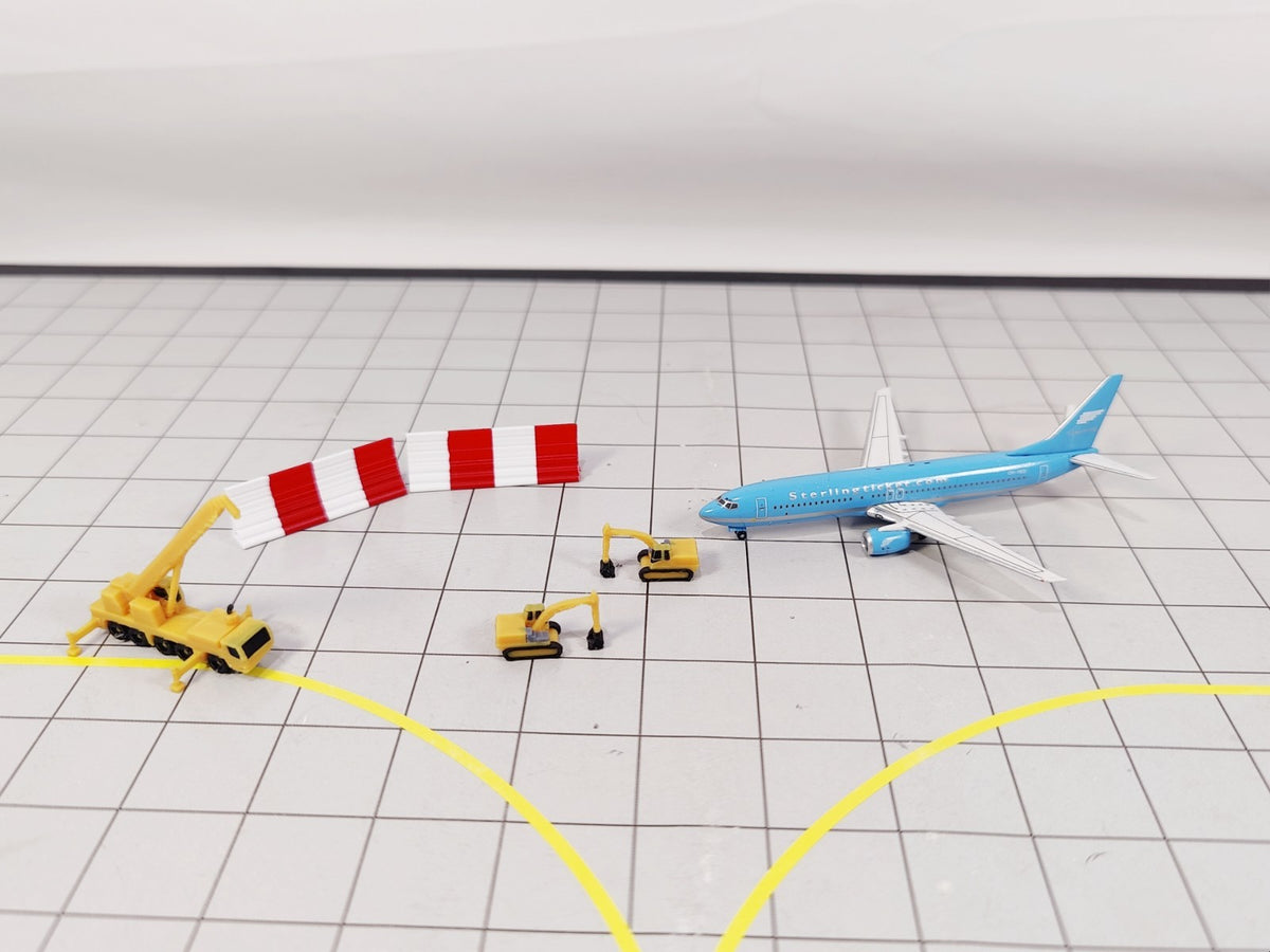 8x Excavator Diggers Airport Construction Site GSE Vehicle Models 1:500 Scale