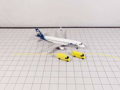 5x Courier Sprinter Vans Cargo Airport GSE Aircraft Vehicles 1:200 Scale