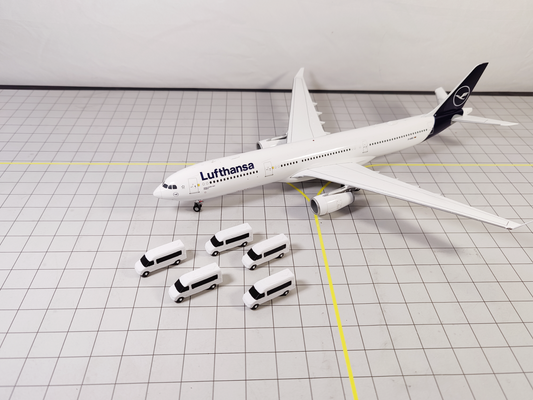 5x White Airport Crew Minibuses/Vans GSE Vehicles Models 1:200 Scale Diorama