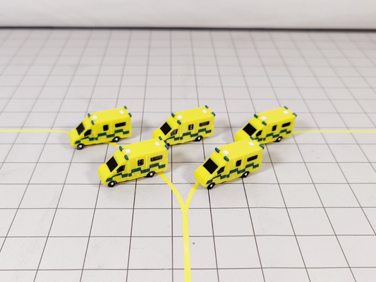 5x Ambulances Airport Emergency Vehicles Scenery GSE Models 1:200 Scale Diorama