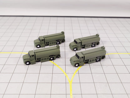4x Refuelling Fuel Trucks US Style Airport GSE Service Vehicles 1:200 Scale