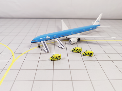 10x Ambulances Airport Emergency Vehicles Scenery GSE Models 1:500 Scale Diorama