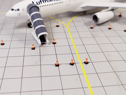 100x Orange/White Traffic Cones Airport Stand GSE Models 1:144 Scale Diorama