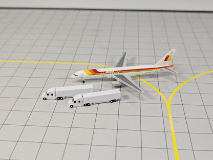 6x Trucks US style (Rotating) Airport GSE Service Vehicles 1:500 Scale Diorama