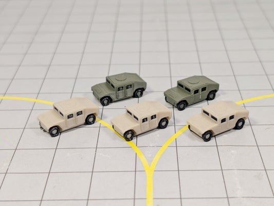 Military Humvee 4x4 Army Vehicles (x5) Airport GSE Vehicles 1:200 Scale Diorama
