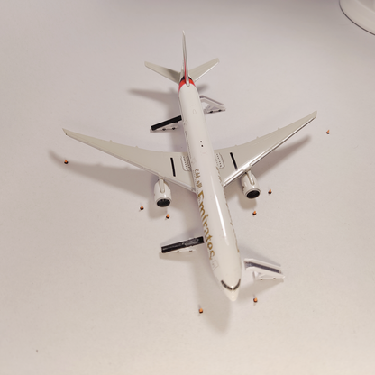 10x White Widebody Belt Bag Loaders GSE Airport Vehicles Models 1:400 Scale