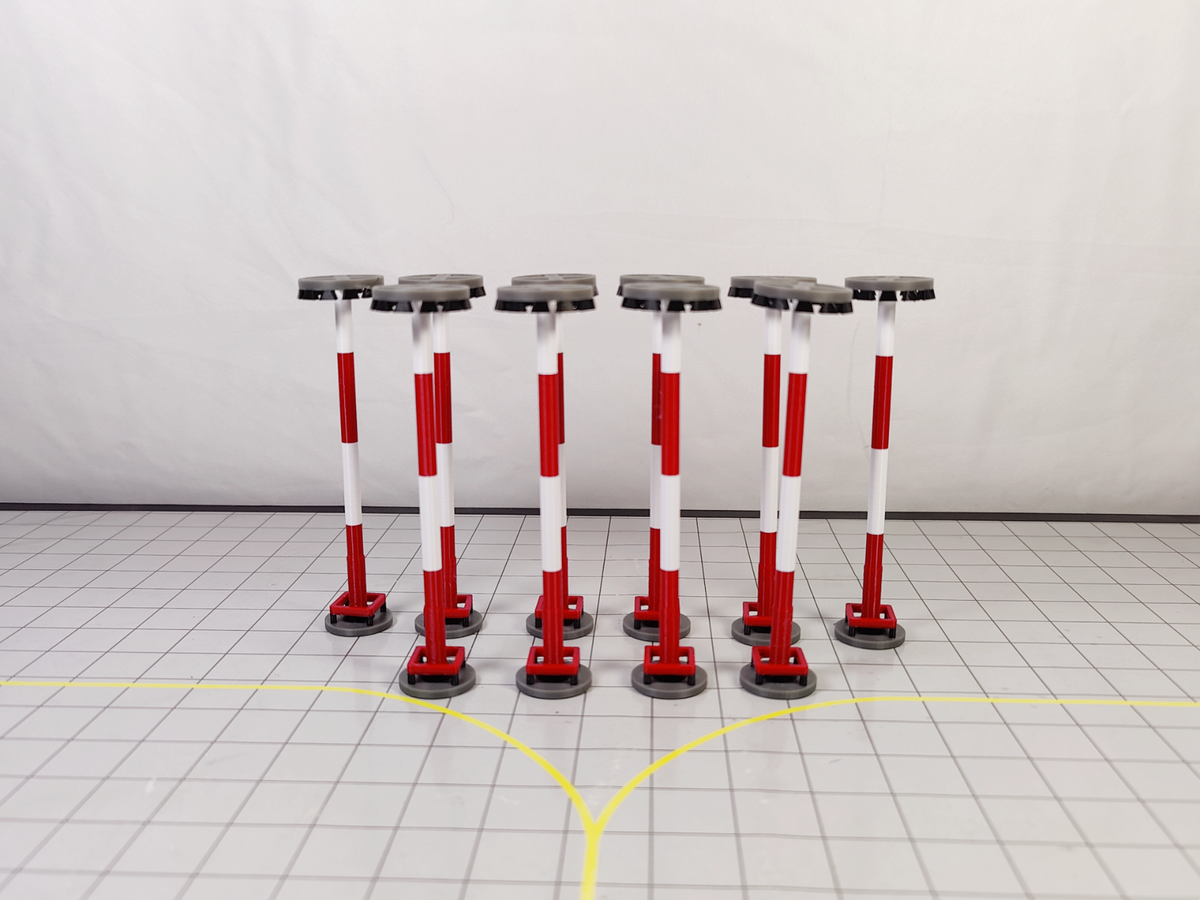 Airport Floodlights x10 Red/White Lights Building Models 1:200 Scale Diorama