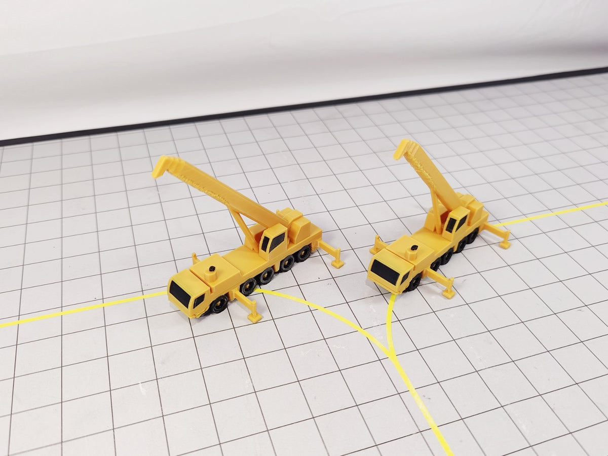 2x Crane Truck Airport Construction Site GSE Vehicle Scenery Models 1:200 Scale