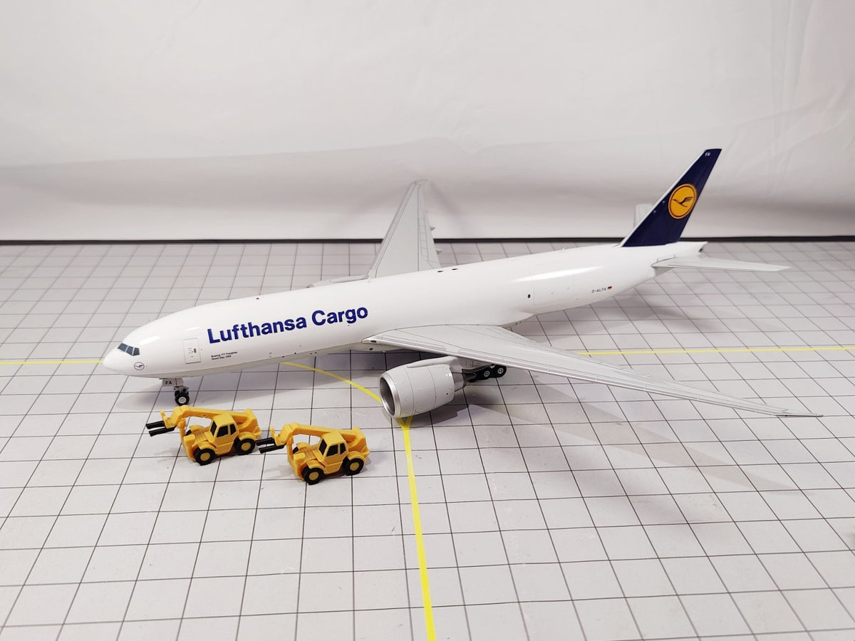 Telehandler Fork Lift (x4) Airport Construction/Cargo GSE Vehicles 1:200 Scale