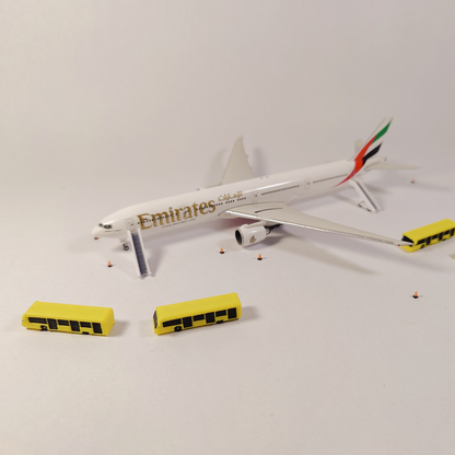 8x Yellow Airport Bus Set GSE Ground Service Vehicle Models 1:400 Scale Diorama