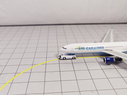 Aircraft Pushback Tugs 8x Widebody Airport GSE White Vehicle Model 1:400 Diorama