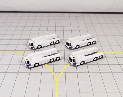 Aircraft Pushback Tugs (4x Twin Axle) Airport GSE White Models 1:200 Diorama