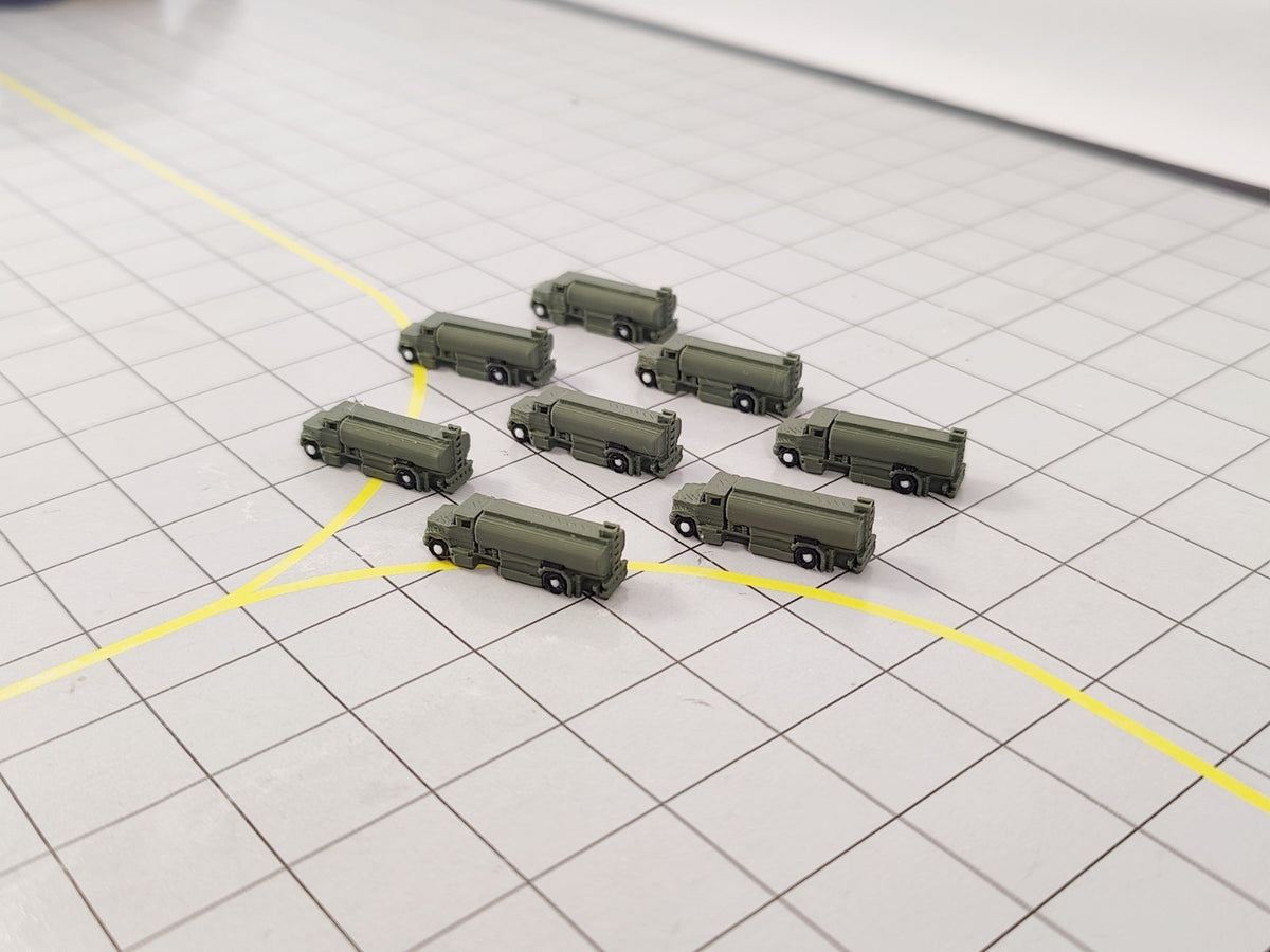 8x REFUELLING FUEL TRUCKS US Style Airport GSE Service Vehicles 1:400 Scale - Military Green